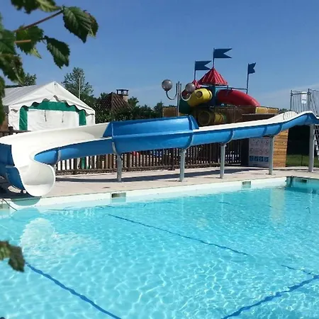 Mobil-home Avec Terrasse - 8 Pers. - Api-1-52-2165 مكان تخييم