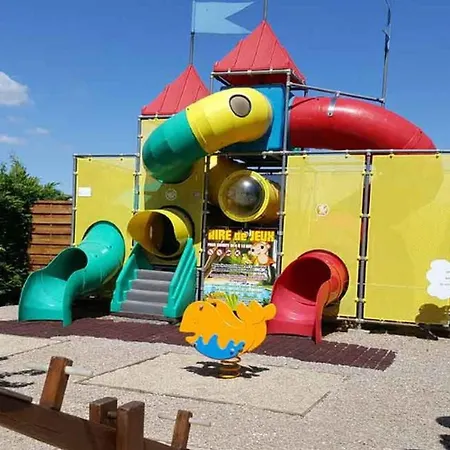 Mobil-home Avec Terrasse - 8 Pers. - Api-1-52-2165 مكان تخييم